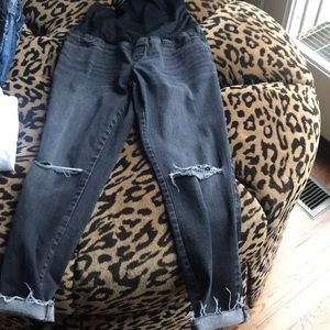 Distressed maternity jeans